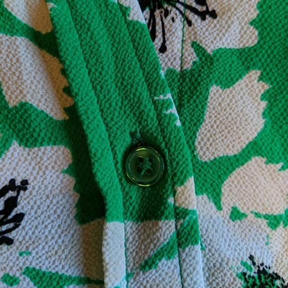 Merona Sleeveless Button Up - Picture 4 of 7